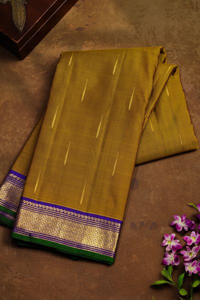 Floral Zari Kanchipuram Saree